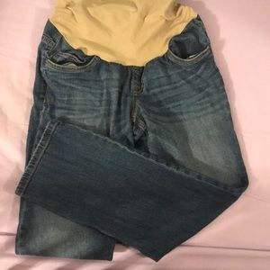 Small maternity capris